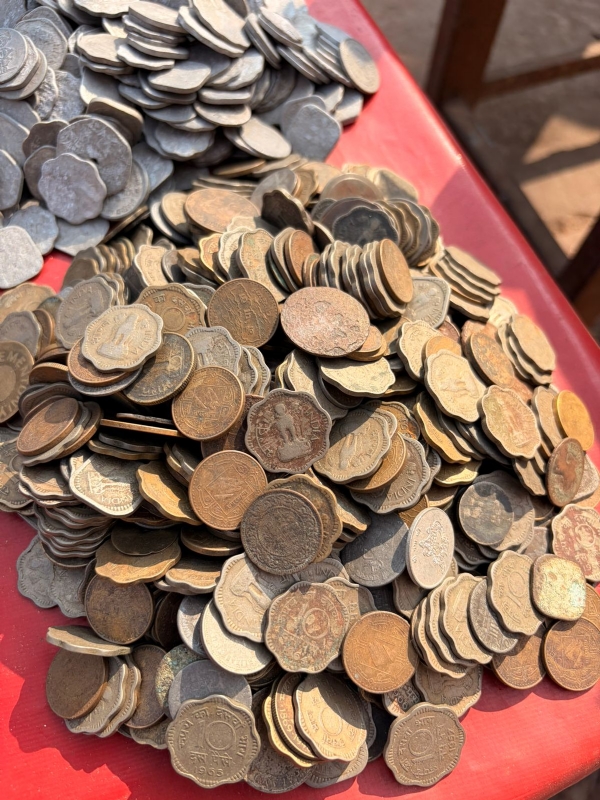 पुराने सिक्के पुराने सिक्के