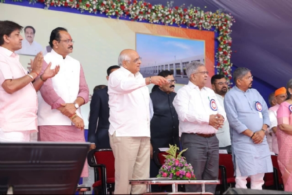 एपीएमसी मार्केट का लोकार्पण मुख्यमंत्री भूपेंद्र पटेल ने किया एपीएमसी मार्केट का लोकार्पण मुख्यमंत्री भूपेंद्र पटेल ने किया