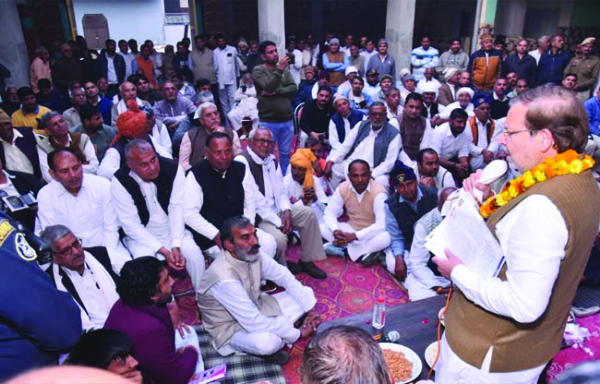 सोनीपत: श्री सैन भगत धर्मशाला में परगना 52 के 42वें स्थापना दिवस समारोह संबोधित करते हुए मंत्री डा. अरविद शर्मा सोनीपत: श्री सैन भगत धर्मशाला में परगना 52 के 42वें स्थापना दिवस समारोह संबोधित करते हुए मंत्री डा. अरविद शर्मा