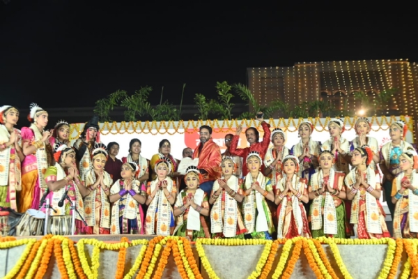 काशी विश्वनाथ धाम में संस्कृतिक कार्यक्रम काशी विश्वनाथ धाम में संस्कृतिक कार्यक्रम