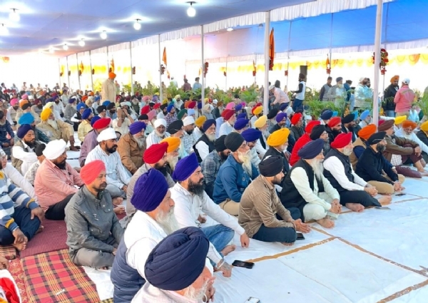 मनीफिट के 75वें कीर्तन दीवान मनीफिट के 75वें कीर्तन दीवान