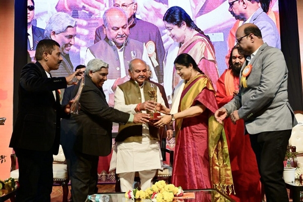 मप्र प्रेस क्लब का 33वां स्थापना वर्ष समारोह मप्र प्रेस क्लब का 33वां स्थापना वर्ष समारोह