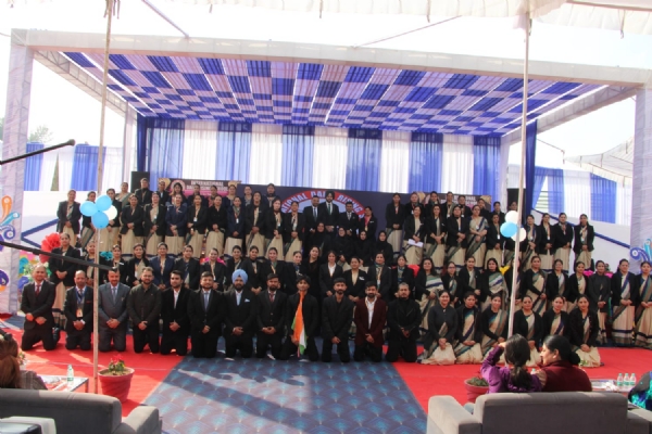 इंटरनेशनल डेली राइजिंग स्कूल ने वार्षिक दिवस गर्व से मनाया इंटरनेशनल डेली राइजिंग स्कूल ने वार्षिक दिवस गर्व से मनाया