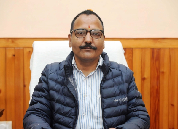 जिलाधिकारी ललित मोहन रयाल जिलाधिकारी ललित मोहन रयाल