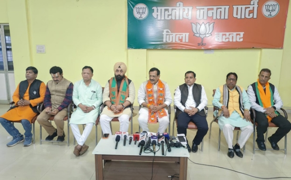 पत्रकार वार्ता पत्रकार वार्ता