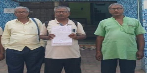 तमलुक में नहरों की मरम्मत व बाढ़ नियंत्रण की मांग को लेकर सिंचाई व प्रशासनिक दफ्तरों में ज्ञापन