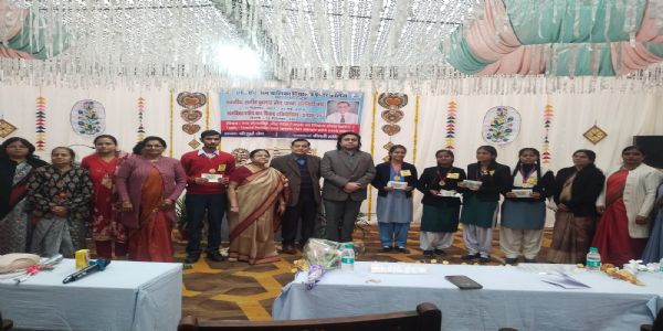 स्व. समीर कुमार सेन जयंती : अंतर-महाविद्यालयी वाद-विवाद प्रतियोगिता में जावेरिया रही अव्वल