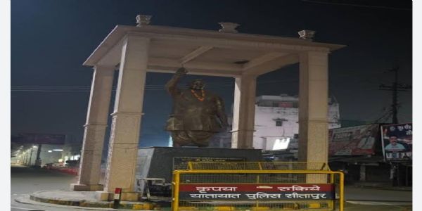 महानगरों जैसे होंगे सीतापुर के पांच प्रमुख चौराहे, जिलाधिकारी ने दिए अतिक्रमण हटाने के दिए निर्देश