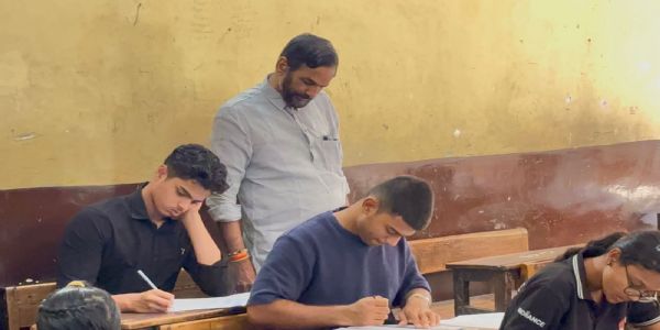 ठाणे में अभ्यास परीक्षा से विद्यार्थियों में हौसला बढ़ा -विधायक केलकर