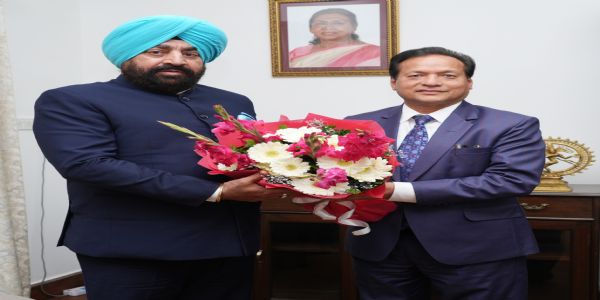 गोविंद बल्लभ पंत कृषि एवं प्रौद्योगिक विश्वविद्यालय के कुलपति ने राज्यपाल से की भेंट