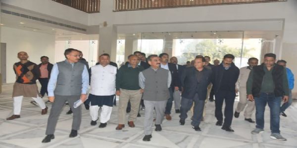 मुख्यमंत्री ने हिमाचल निकेतन के निर्माण कार्य का निरीक्षण किया, छह माह में निर्माण कार्य पूर्ण करने के निर्देश