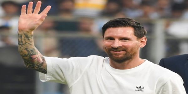 दिग्गज फुटबॉलर लियोनेल मेसी