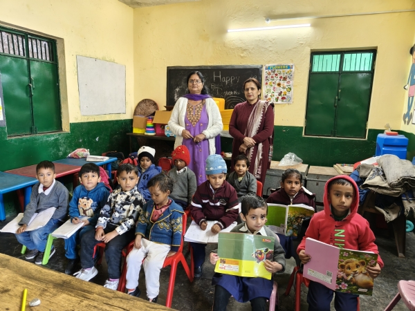 सिरमौर के स्कूलों में सर्दी को देखते हुए विभाग ने जारी की स्कूलों को एडवाजरी सिरमौर के स्कूलों में सर्दी को देखते हुए विभाग ने जारी की स्कूलों को एडवाजरी