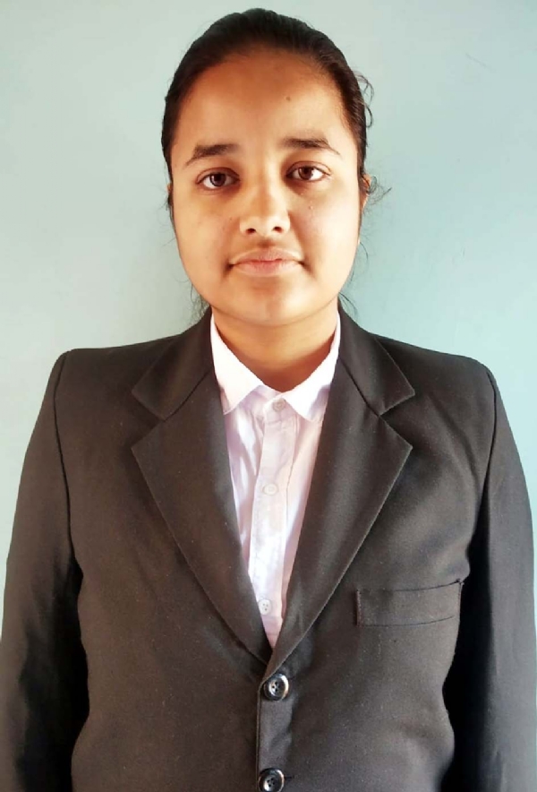 चयनित छात्रा स्वेता। चयनित छात्रा स्वेता।