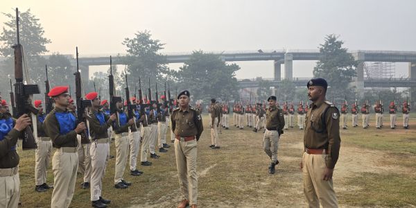 ग्रामीण एसपी ने प्रशिक्षु सिपाहियों को दिए प्रेरक निर्देश