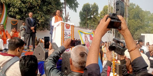 वंदे मातरम् के रचयिता बंकिमचंद्र चटर्जी की प्रयागराज में स्थापित होगी प्रतिमा : केशव प्रसाद मौर्य