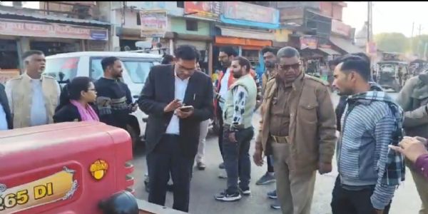 बच्चों की सुरक्षा के लिए स्कूली वाहनोंं की हुई जांच, 24 वाहनों के काटे गए चालान