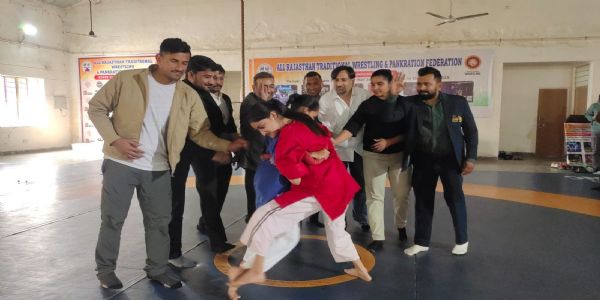 राजस्थान स्टेट ट्रेडीशनल रेसलिंग और पैनक्रेशन चैंपियनशिप में जयपुर का दबदबा