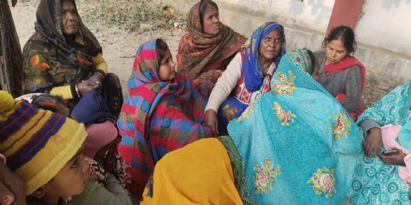 देवर ने भाभी को डंडे से पीटा , मौत