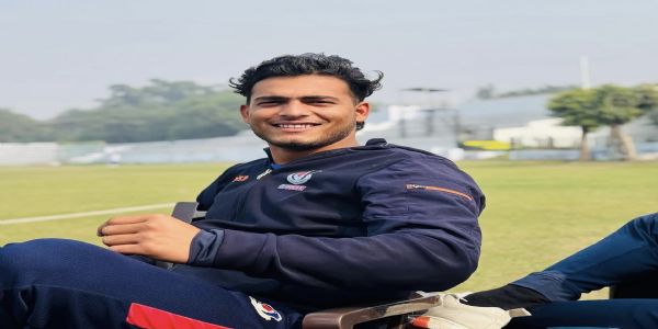 घरेलू क्रिकेट में उत्तर प्रदेश के लिए खेलने वाले प्रशांत वीर घरेलू क्रिकेट में उत्तर प्रदेश के लिए खेलने वाले प्रशांत वीर