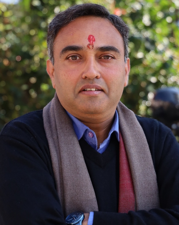 विश्वचक्षु।