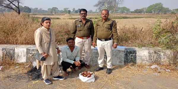 रायपुर : 23.4 बल्क लीटर देशी मदिरा जब्त, दो आरोपित गिरफ्तार