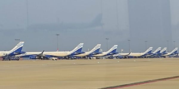 श्रीनगर में मौसम खराब, चार उड़ानें रद्द