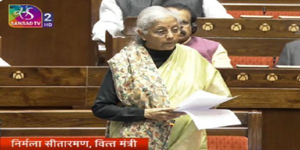 संसद ने बीमा क्षेत्र में एफडीआई को 100 फीसदी तक बढ़ाने वाला विधेयक किया पारित