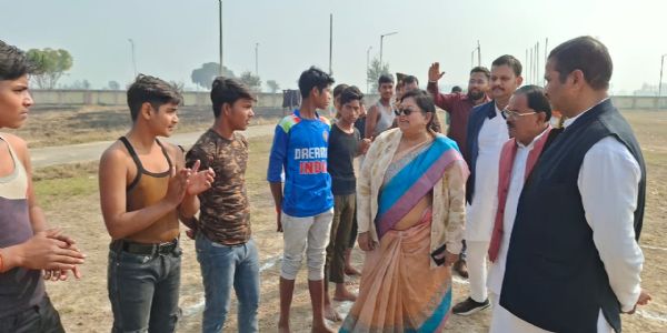 विधायक खेल स्पर्धा में छात्र-युवाओं ने दिखाया दमखम,कबड्डी में बिधूना की टीम विजेता