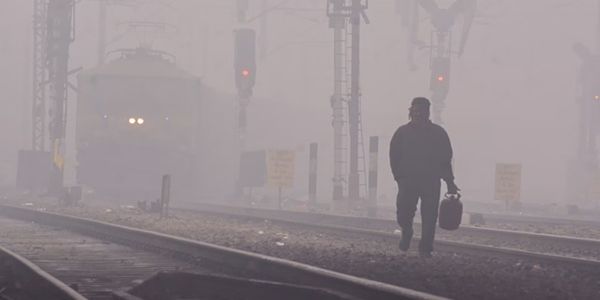 मध्‍य प्रदेश में ठंड का ट्रिपल अटैक, कई जिलों में पारा 5 डिग्री से नीचे, कोहरे की वजह से ट्रेनें-फ्लाइट लेट