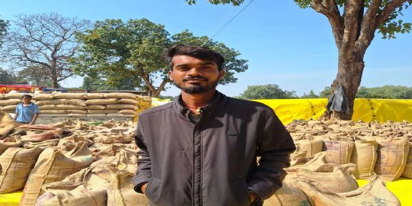 बलरामपुर : समर्थन मूल्य से बदली किसानों की तस्वीर, 3100 रुपये में धान बेचकर मजबूत हो रही ग्रामीण अर्थव्यवस्था