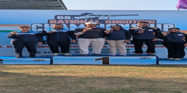 बाएं से दाएं- उत्तर प्रदेश (मैराज अहमद खान, अरीबा खान), राजस्थान (अनंतजीत सिंह नरुका, दर्शना राठौड़), और हरियाणा (रायज़ा ढिल्लों, ईशान सिंह तुला)