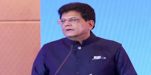 भारत-ओमान बिजनेस फोरम को संबोधित करते पीयूष गोयल