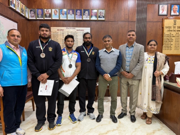 अहमदाबाद में 11 से 14 दिसम्बर तक आयोजित सीनियर नेशनल कुश्ती चैम्पियनशिप में पश्चिम रेलवे रतलाम मंडल के पहलवानों ने उत्कृष्ट प्रदर्शन अहमदाबाद में 11 से 14 दिसम्बर तक आयोजित सीनियर नेशनल कुश्ती चैम्पियनशिप में पश्चिम रेलवे रतलाम मंडल के पहलवानों ने उत्कृष्ट प्रदर्शन