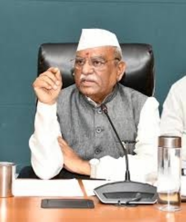 राज्यपाल एवं कुलाधिपति हरिभाऊ बागडे राज्यपाल एवं कुलाधिपति हरिभाऊ बागडे