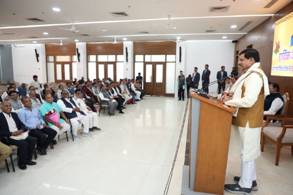 मुख्यमंत्री डॉ. मोहन यादव ने अभिनंदन समारोह को संबोधित किया