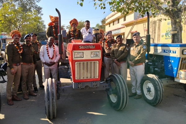 मप्र पुलिस की वाहन चोरों पर बड़ी कार्रवाई मप्र पुलिस की वाहन चोरों पर बड़ी कार्रवाई