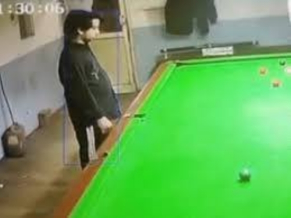 स्नूकर क्लब में युवक पर जानलेवा हमला स्नूकर क्लब में युवक पर जानलेवा हमला