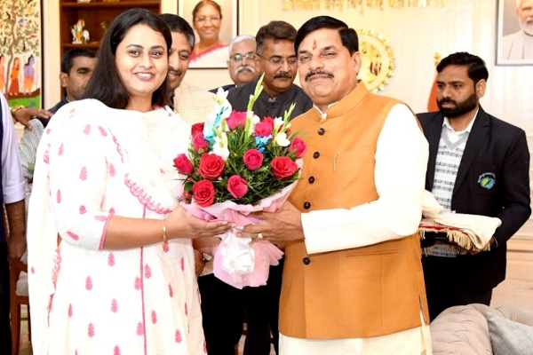 मप्रः मुख्यमंत्री डॉ. यादव से बिहार की खेल मंत्री श्रेयसी सिंह ने की सौजन्य भेंट मप्रः मुख्यमंत्री डॉ. यादव से बिहार की खेल मंत्री श्रेयसी सिंह ने की सौजन्य भेंट