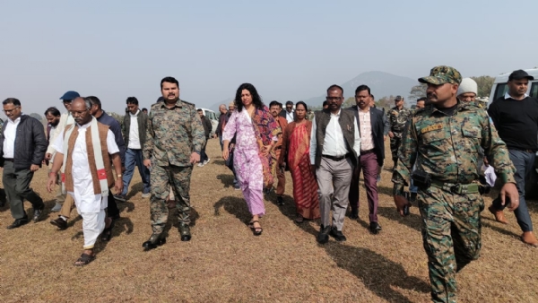 कार्यक्रम स्थल का निरीक्षण करते उपायुक्त एसपी व अन्य पदाधिकारी कार्यक्रम स्थल का निरीक्षण करते उपायुक्त एसपी व अन्य पदाधिकारी