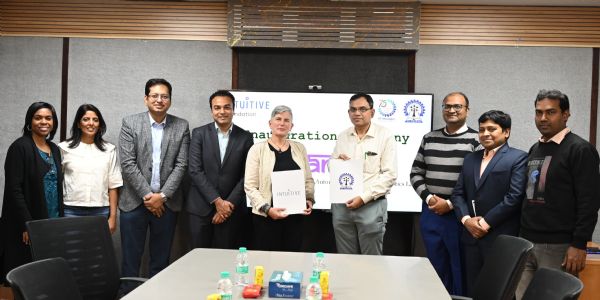 आईआईटी खड़गपुर में एआई-आधारित रोबोटिक शल्य चिकित्सा अनुसंधान कार्य