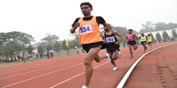 एमजेपीआर विश्वविद्यालय में 50वीं अंतर महाविद्यालयी एथलेटिक्स प्रतियोगिता में खिलाड़ियाें ने जीते पदक