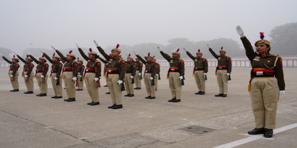 दिल्ली पुलिस अकादमी में पासिंग आउट व शपथ समारोह