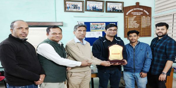 राजकीय बहुतकनीकी सोनीपत के सात विद्यार्थियों का सफल कैंपस प्लेसमेंट