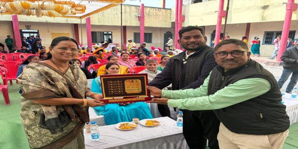 उत्कृष्ट खिलाड़ी की पहचान बनाने हेतु स्वस्थ प्रतिस्पर्धा व खेल की भावना का होना आवश्यक : महापौर