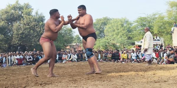 हरियाणा की पूनम ने बाराबंकी के राजेश को किया चित्त