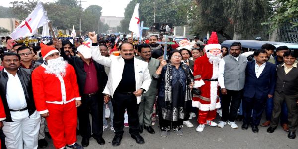 शहर में सुख शांति और एकता के लिए निकली ईसा मसीह की रैली