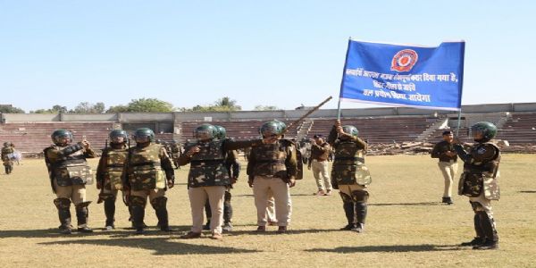 मप्रः कानून-व्यवस्था सुदृढ़ीकरण के लिए 7वीं वाहिनी विसबल, भोपाल में बलवा ड्रिल आयोजित