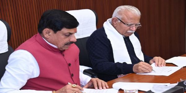 केन्द्रीय मंत्री मनोहर लाल खट्टर और मुख्यमंत्री डॉ. मोहन यादव (फाइल फोटो) केन्द्रीय मंत्री मनोहर लाल खट्टर और मुख्यमंत्री डॉ. मोहन यादव (फाइल फोटो)