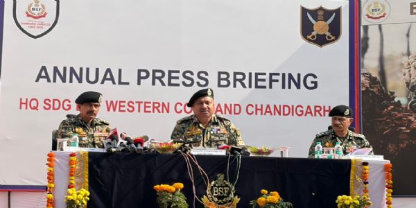 बीएसएफ भारत-पाक बार्डर पर जम्मू से गुजरात तक संभाल रही 2289 किलोमीटर की सुरक्षा : खंडारे